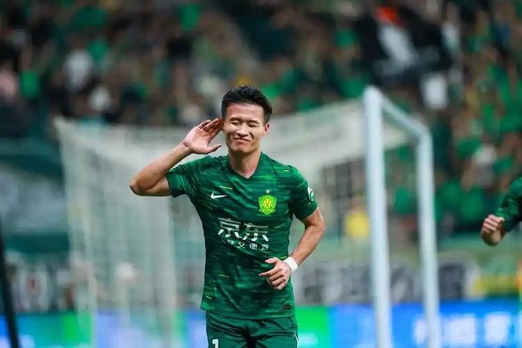 半场闪击：国安1-0领先广州豹，林良铭头槌破门曹永竞妙传建功